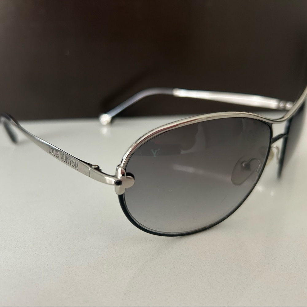 Louis Vuitton Silver Aviator Sunglasses